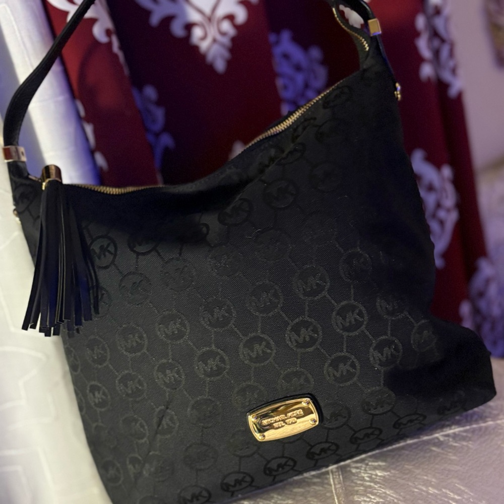 Michael Kors Black and Gold Shoulder Bag